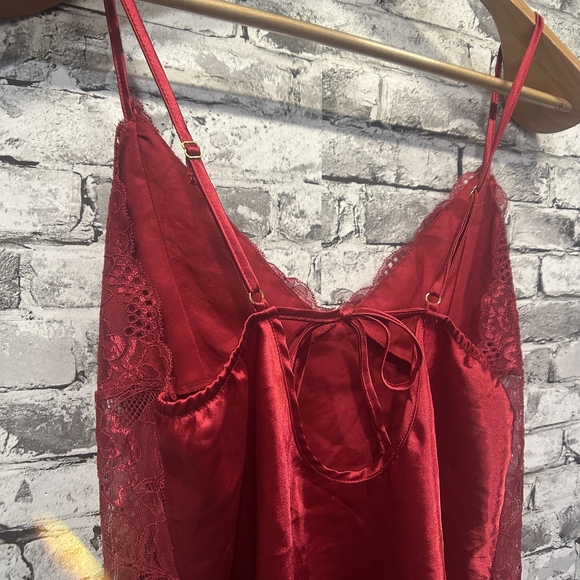 EUC Women's Scarlet Lace Chemise Pajama Set Size XXL - Picture 10 of 16